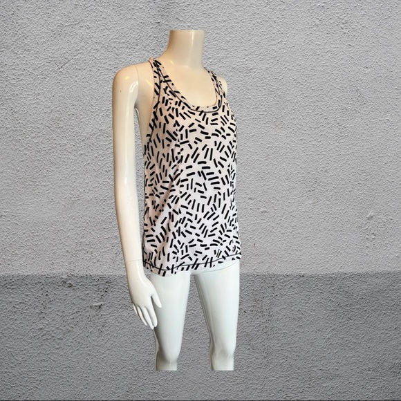 Lululemon Sea wheeze Singlet Bacteria - Picture 1 of 4